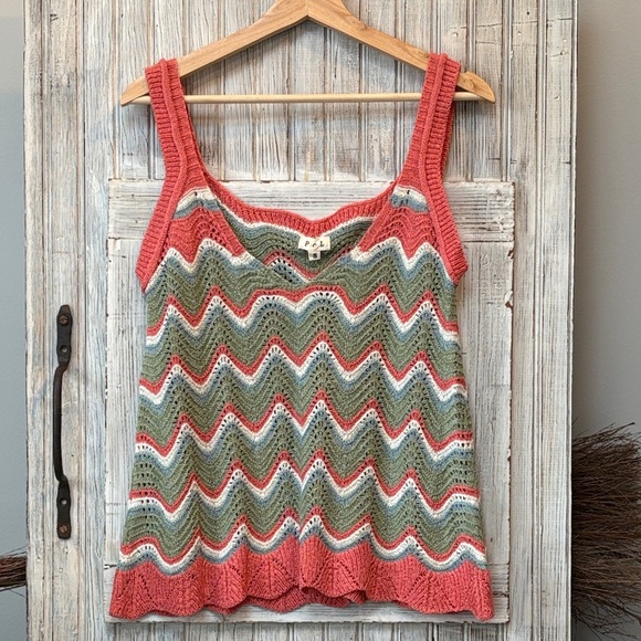 POL Tops - POL Chevron Knit Tank Top in Coral and Olive Size Small EUC